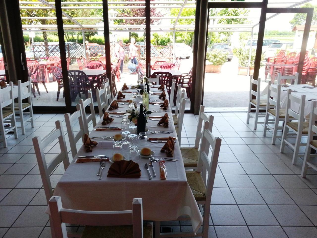 Dogana Vecchia - Hotel & Residence B&B Ristorante & Pizzeria Trivignano Udinese Exterior foto